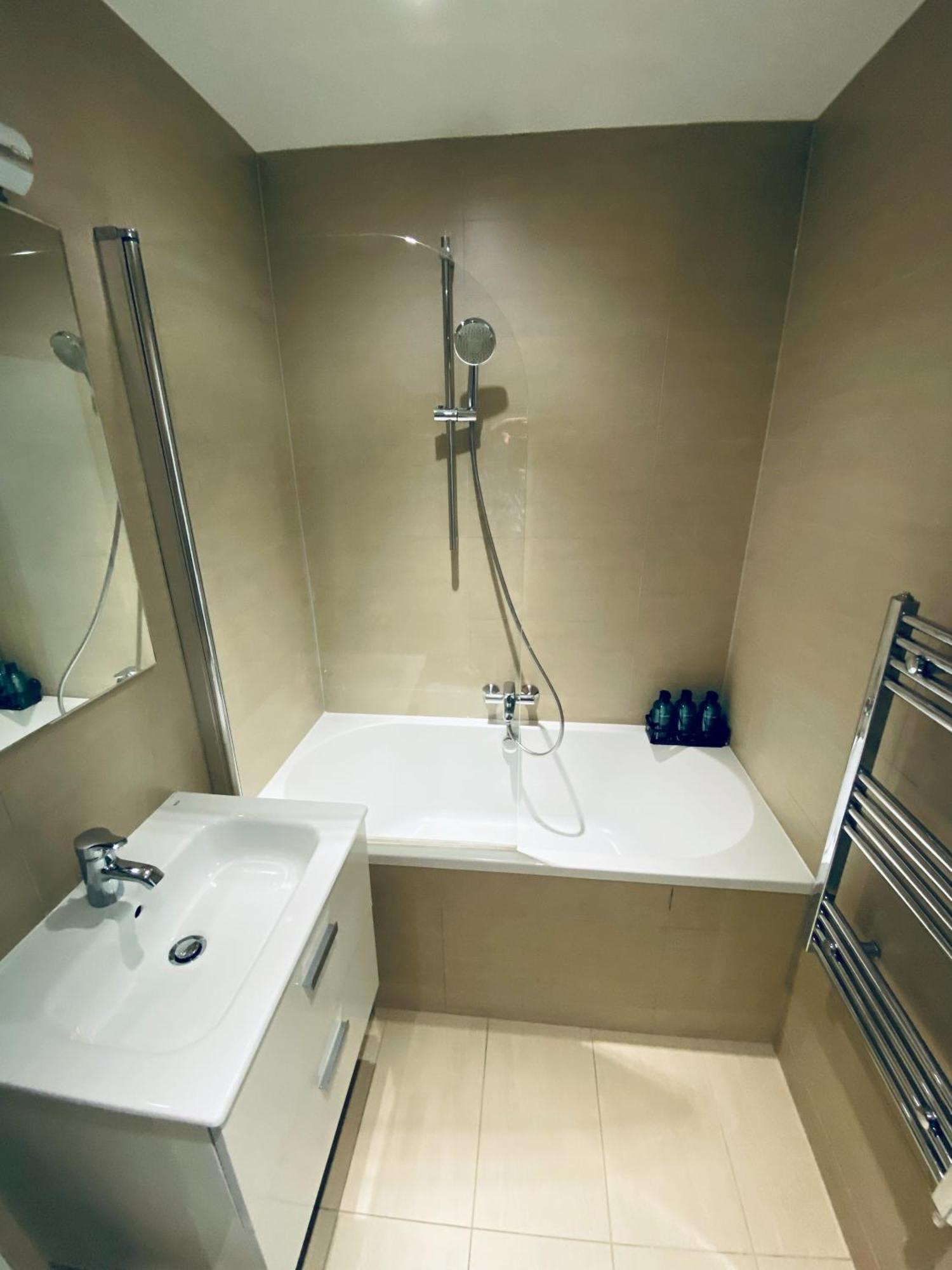 2 Bedroom Flat - 2 Bath - 15 Min Camden Town London Exterior foto